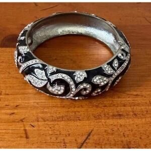 Silver Tone Black Enamel Hinged Bangle Bracelet Rhinestone Crystal Scroll Design